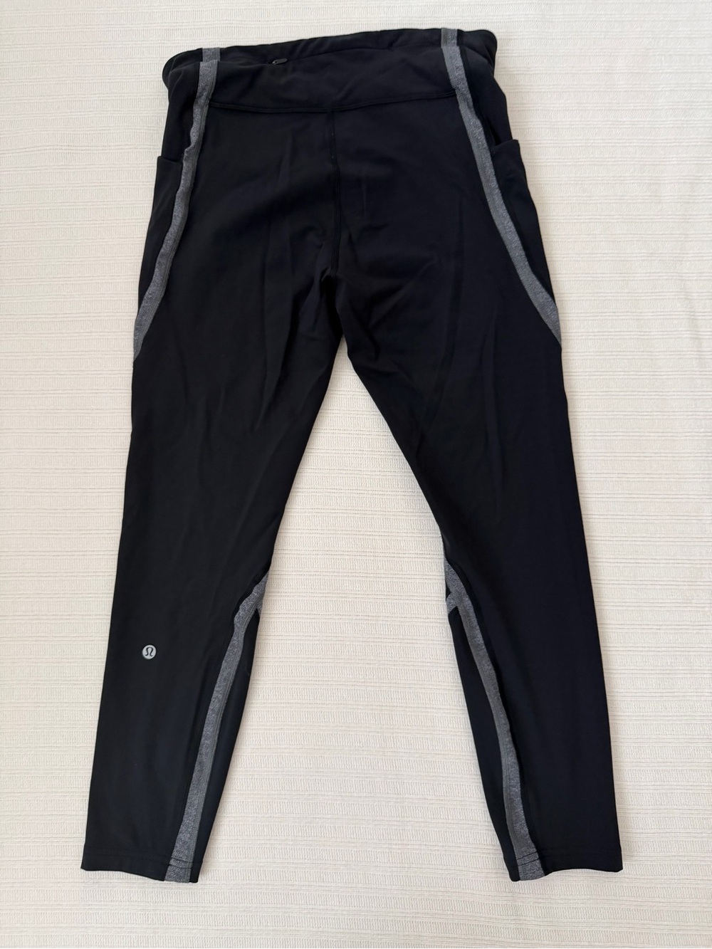 Lululemon Wild Twist 7/8 Tight Black Heathered Gray Wave Pockets Size 10 BeS2